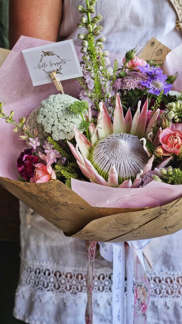 Flower Bouquet and Wrapping Workshop - Image 5