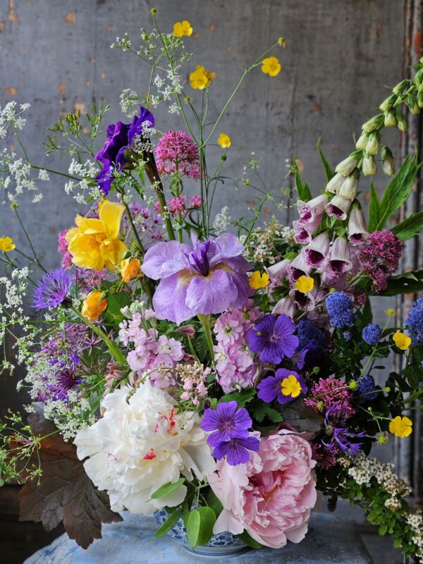 Peony Vase Workshop - Image 3